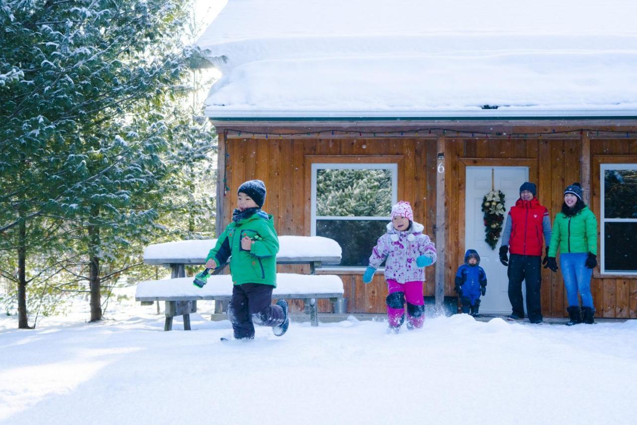 Chalets Du Domaine Yamaska Bromont Exterior photo
